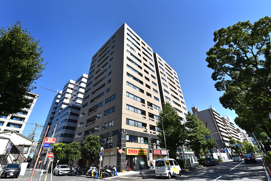 【区分マンション】ロイヤルステージS・T大通り公園 / 駐車場9台分、他